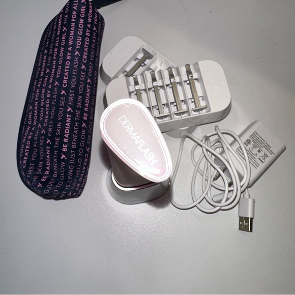 Pink Dermaflash - Picture 2 of 7